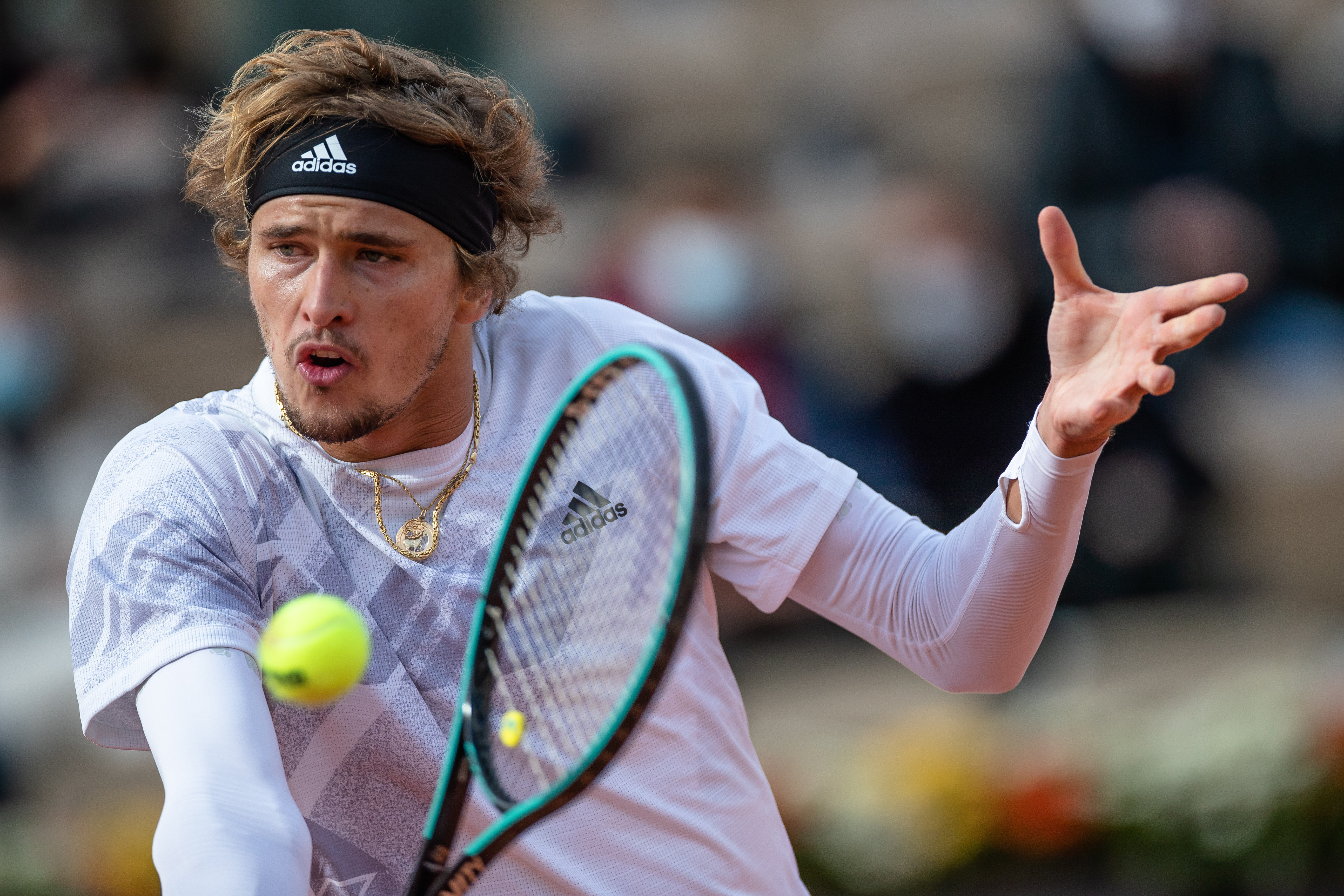 现总是备受 现总是备受