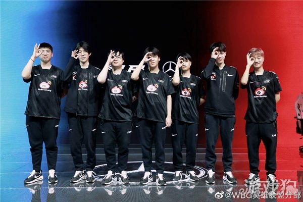 里夫斯的崛 里夫斯的崛