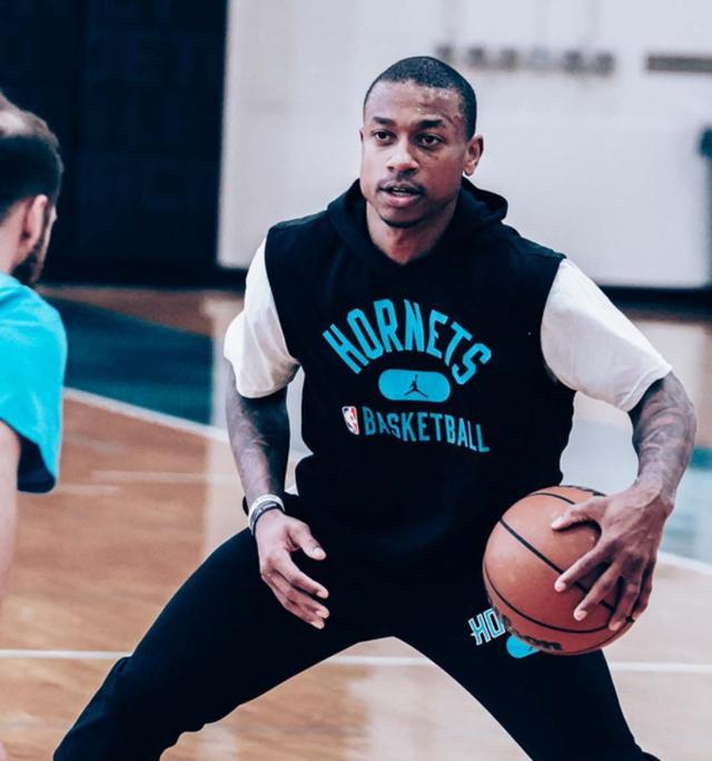 间引发了激 间引发了激